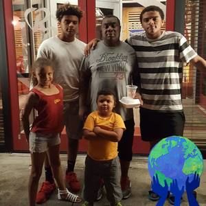 Meet your Posher, Taylor